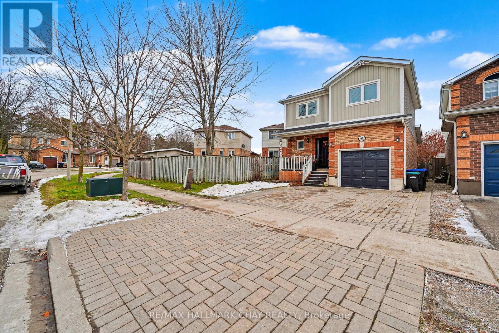 101 Kate Aitken Crescent, New Tecumseth (Beeton), Ontario  L0G 1A0 - Photo 2 - N12644454