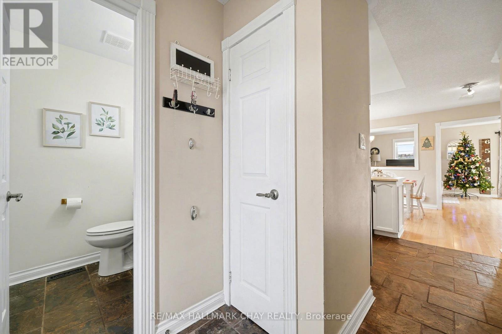 101 Kate Aitken Crescent, New Tecumseth, Ontario  L0G 1A0 - Photo 8 - N12644454