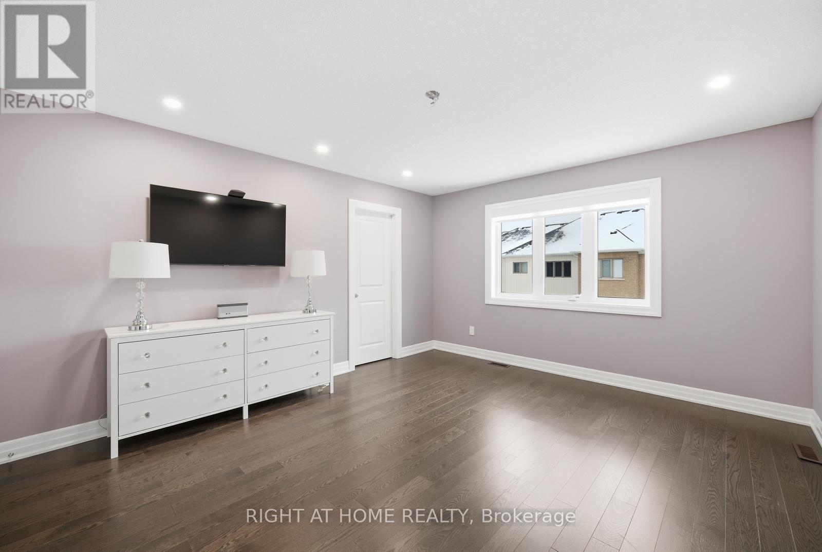 55 Clifford Crescent, New Tecumseth (Tottenham), Ontario  L0G 1W0 - Photo 22 - N12644462