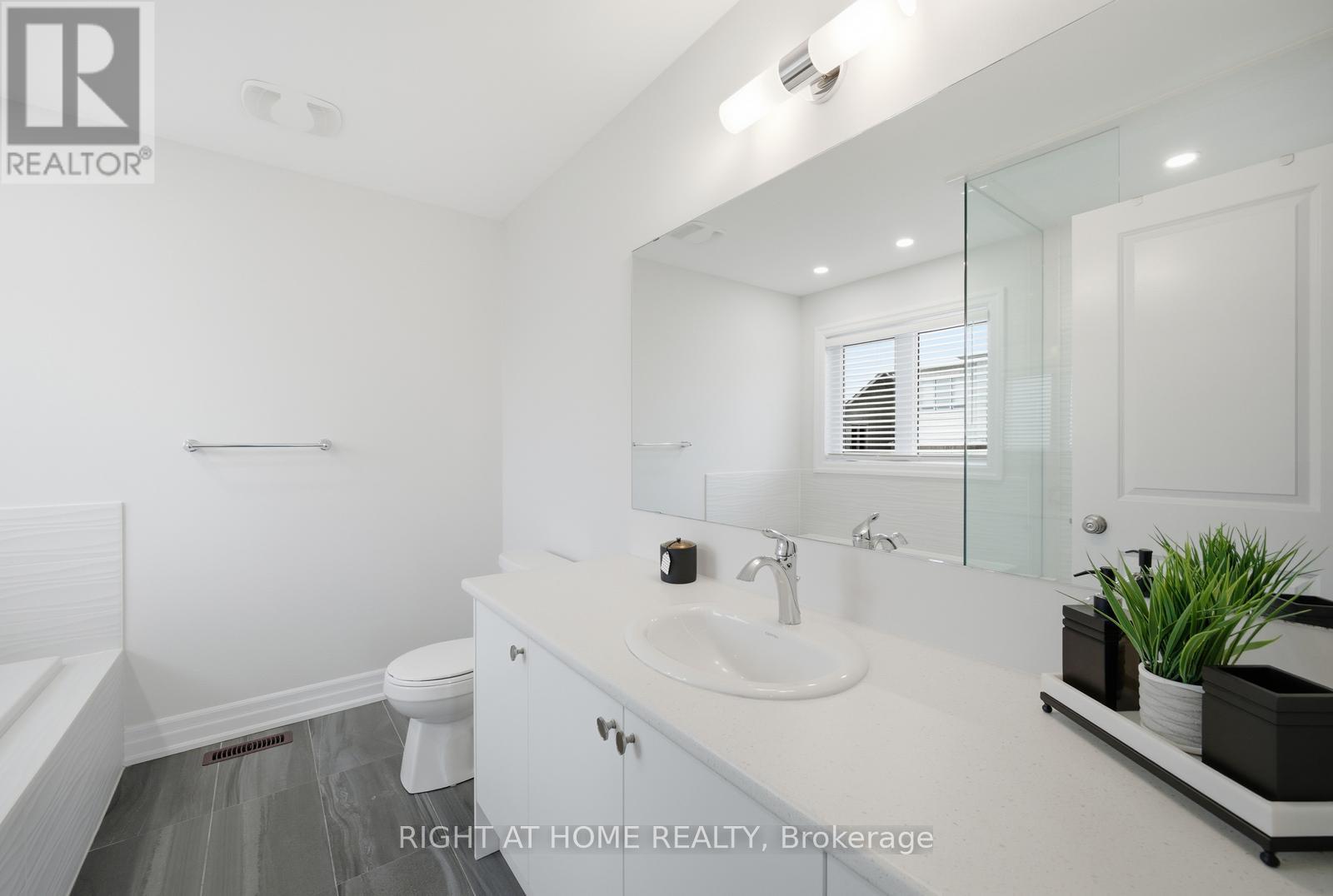 55 Clifford Crescent, New Tecumseth (Tottenham), Ontario  L0G 1W0 - Photo 23 - N12644462