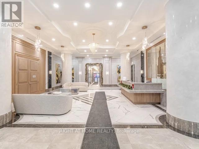 1807 - 30 Elm Street W, Mississauga, Ontario  L5B 0N6 - Photo 3 - W12640182