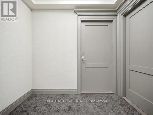 1807 - 30 Elm Street W, Mississauga, Ontario  L5B 0N6 - Photo 4 - W12640182