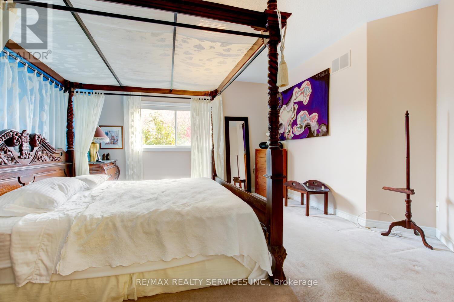 47 Collingwood Avenue, Brampton, Ontario  L7A 1L7 - Photo 23 - W12644472