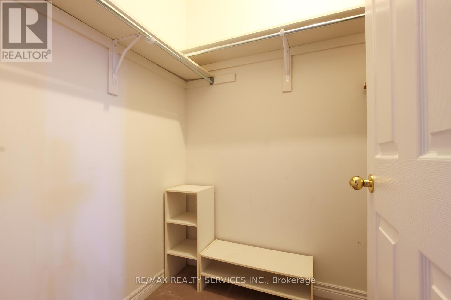 47 Collingwood Avenue, Brampton, Ontario  L7A 1L7 - Photo 26 - W12644472