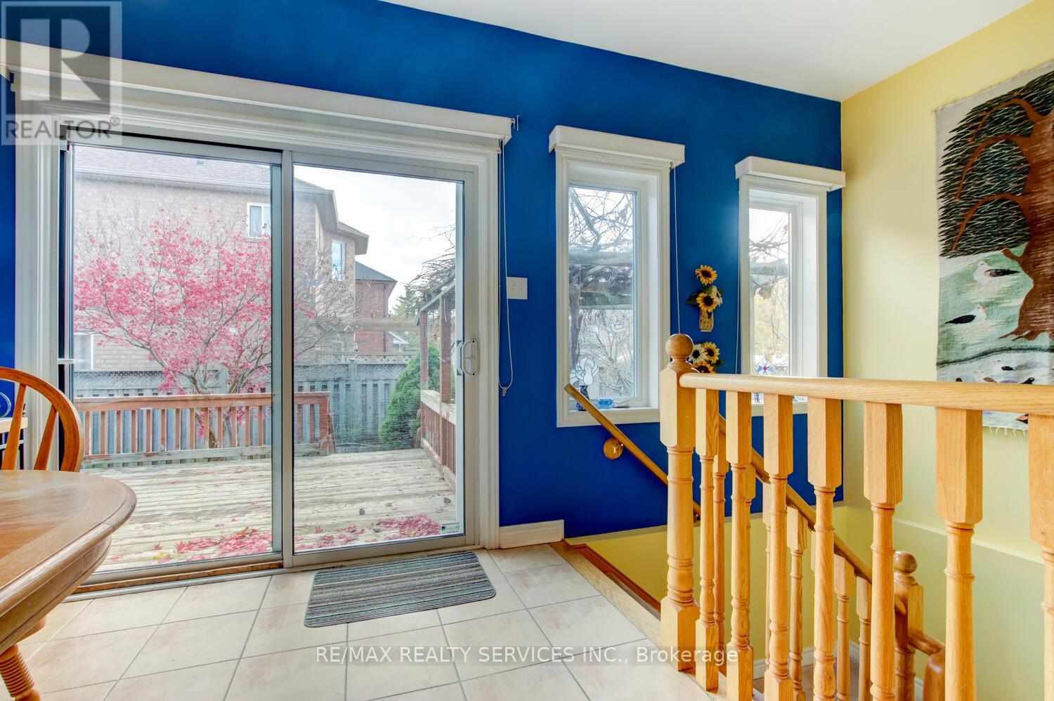 47 Collingwood Avenue, Brampton, Ontario  L7A 1L7 - Photo 30 - W12644472