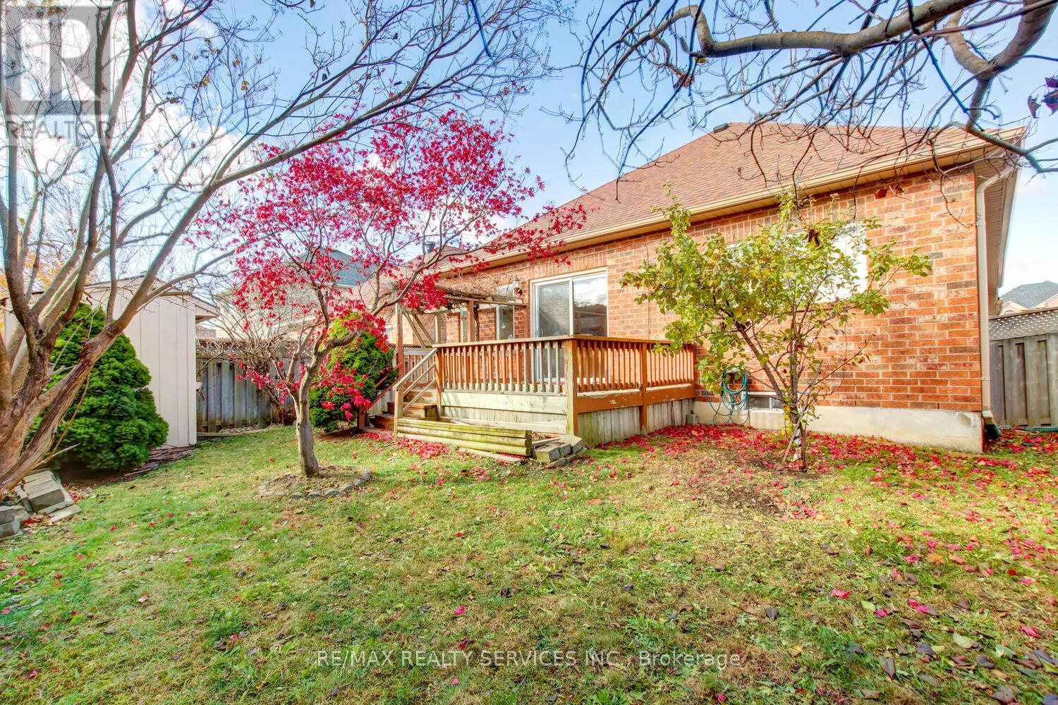 47 Collingwood Avenue, Brampton, Ontario  L7A 1L7 - Photo 40 - W12644472