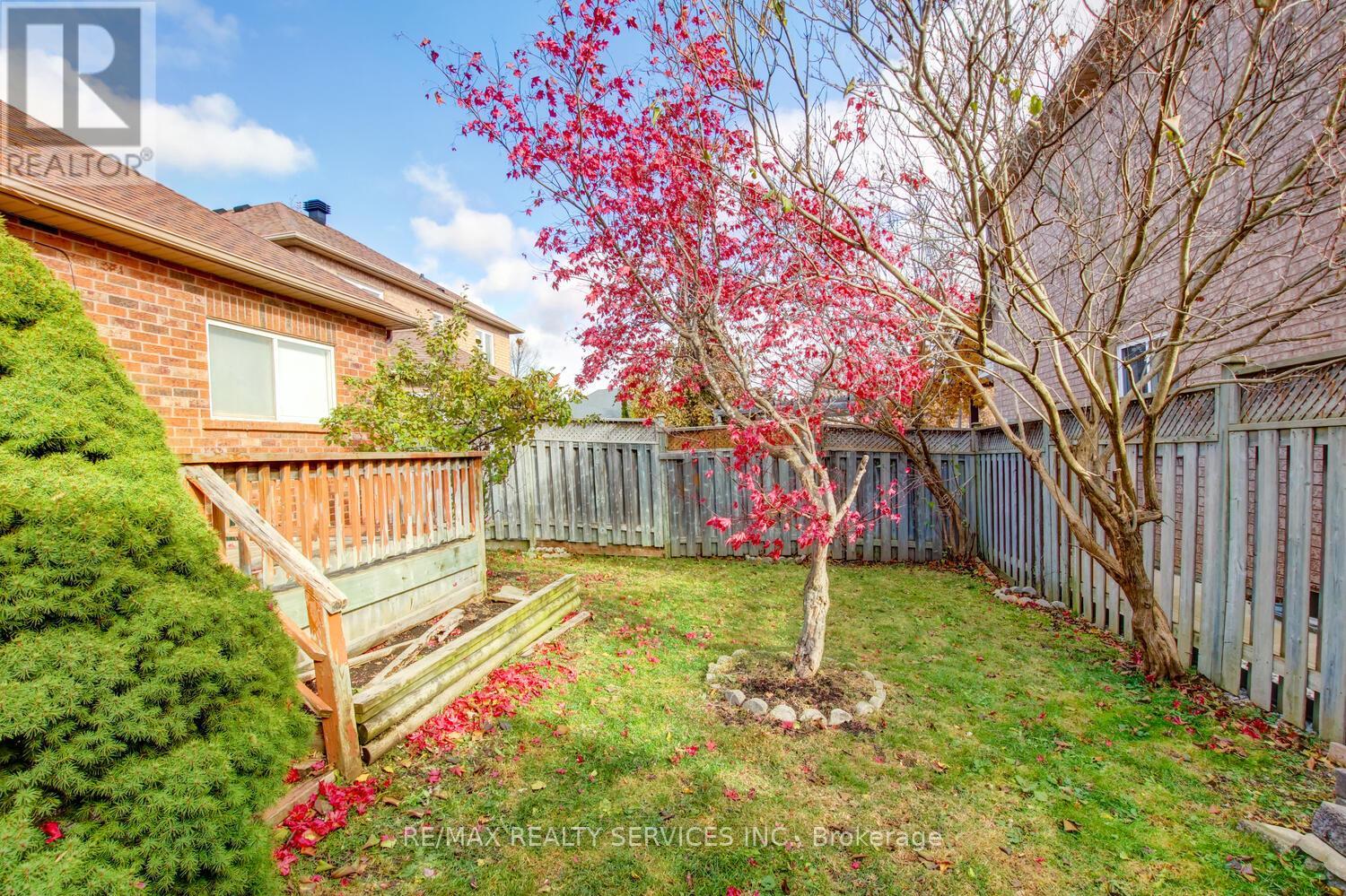 47 Collingwood Avenue, Brampton, Ontario  L7A 1L7 - Photo 41 - W12644472