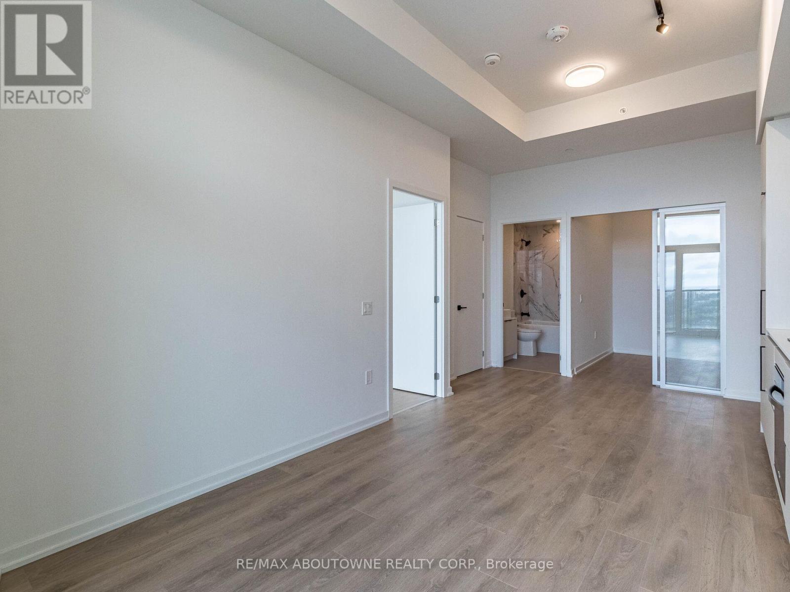 1912 - 10 Graphophone Grove, Toronto, Ontario  M6H 0E5 - Photo 11 - W12644036