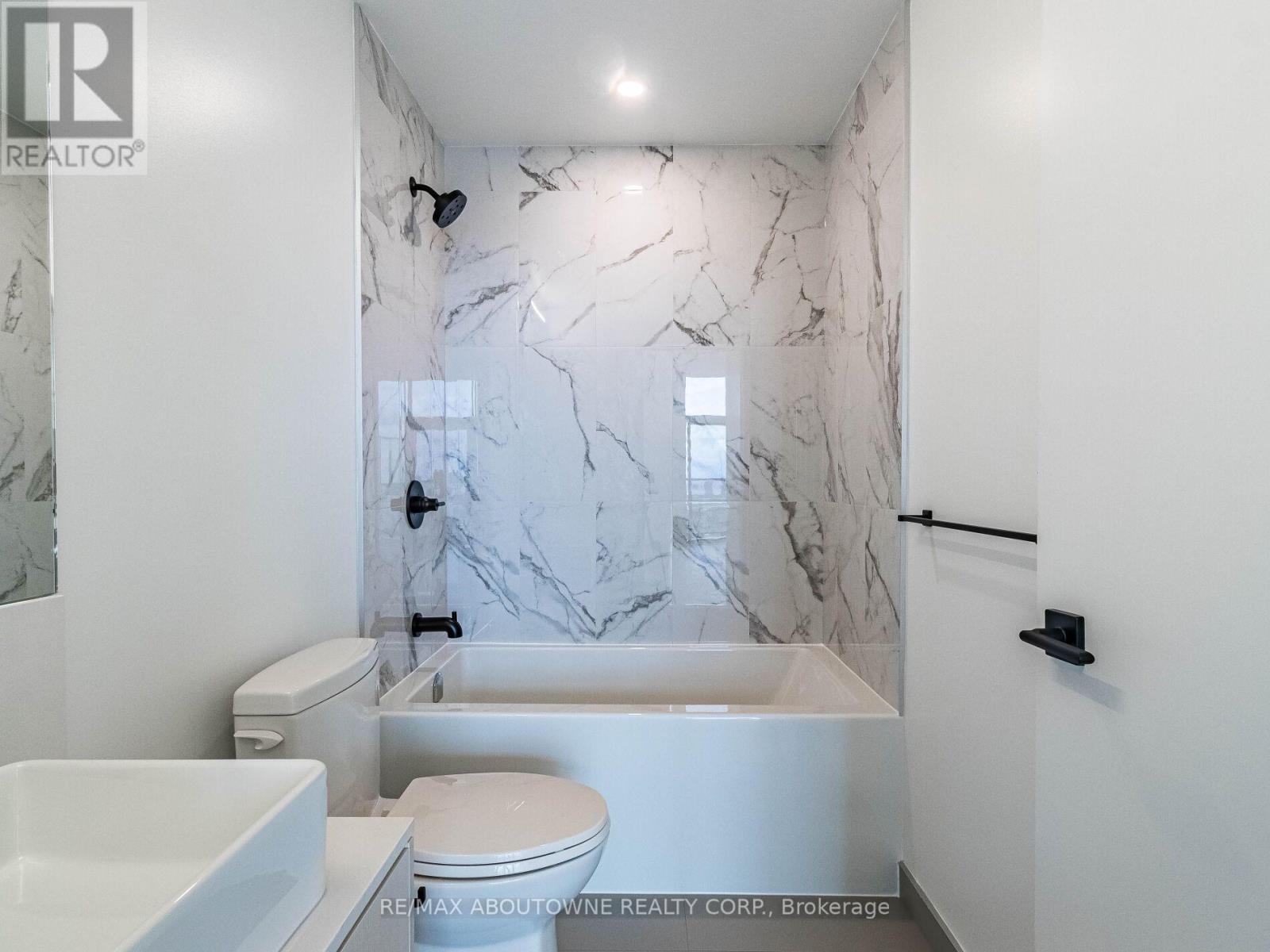 1912 - 10 Graphophone Grove, Toronto, Ontario  M6H 0E5 - Photo 17 - W12644036