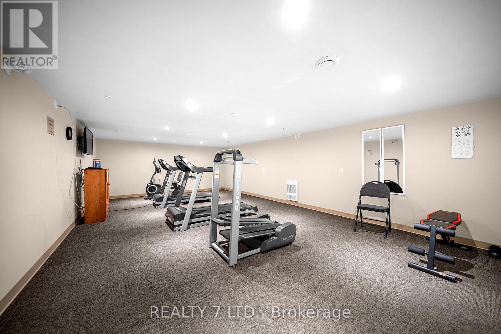 209 - 16 Sullivan Avenue, Thorold, Ontario  L2V 2Y2 - Photo 38 - X12644478