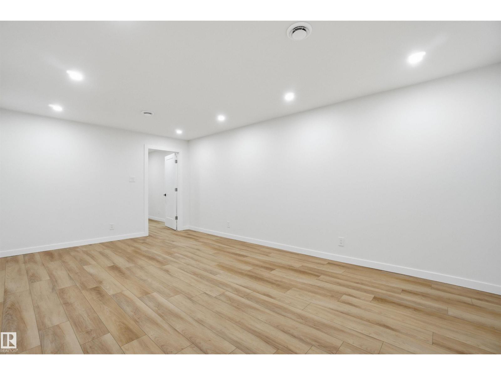 5711 95 Av Nw, Edmonton, Alberta  T6B 1A4 - Photo 39 - E4468457