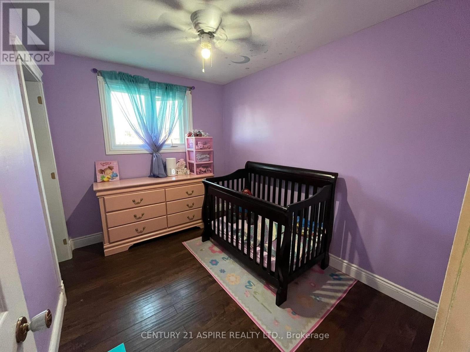 9 James Street, Petawawa, Ontario  K8H 3B4 - Photo 2 - X12642430