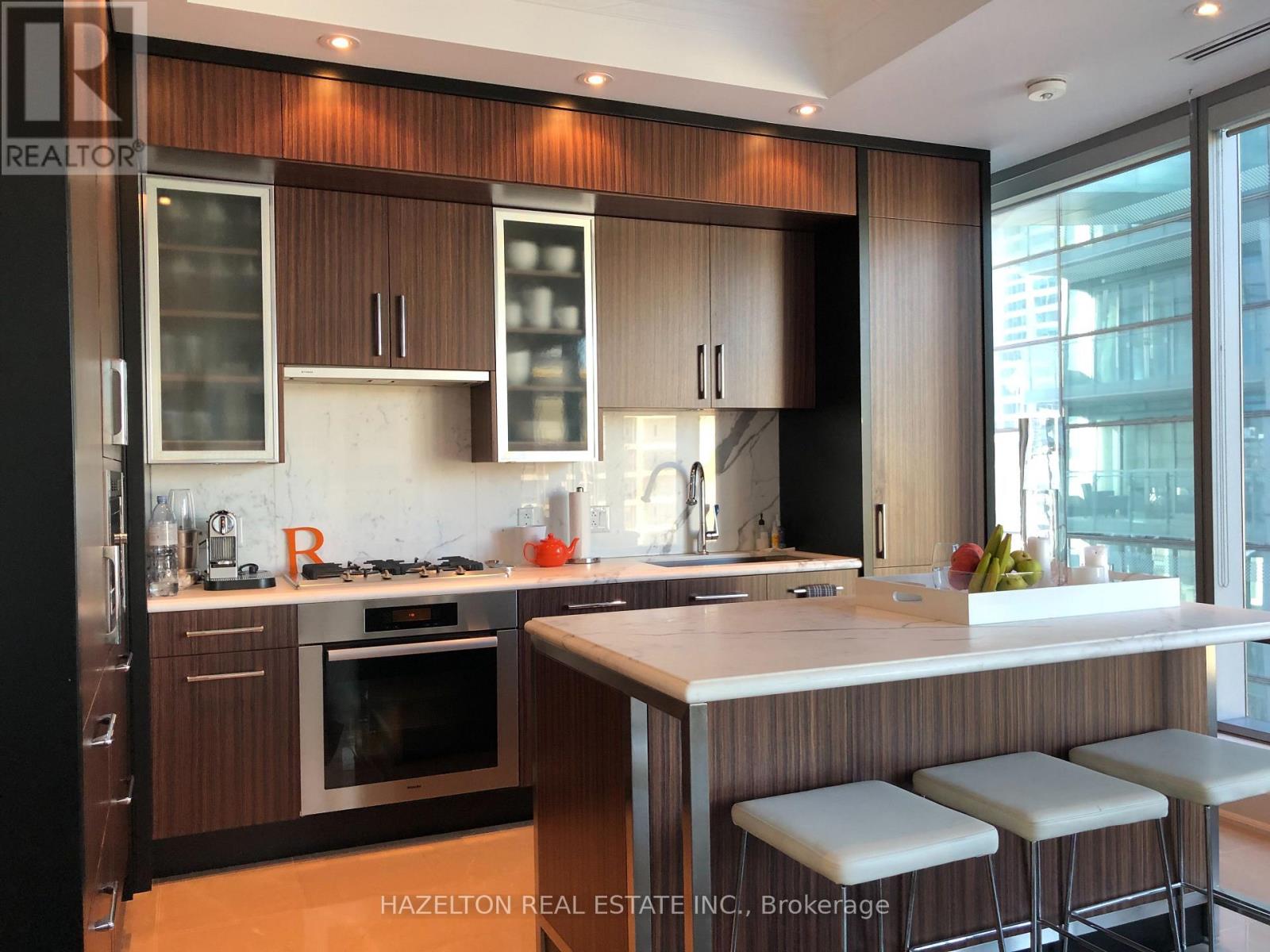 701 - 55 Scollard Street, Toronto, Ontario  M5R 0A1 - Photo 9 - C12644474