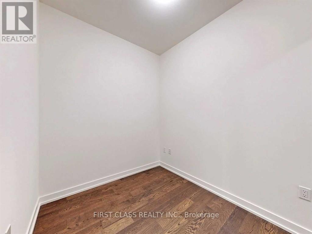 1801 - 1 Yorkville Avenue, Toronto, Ontario  M4W 1L1 - Photo 3 - C12644484