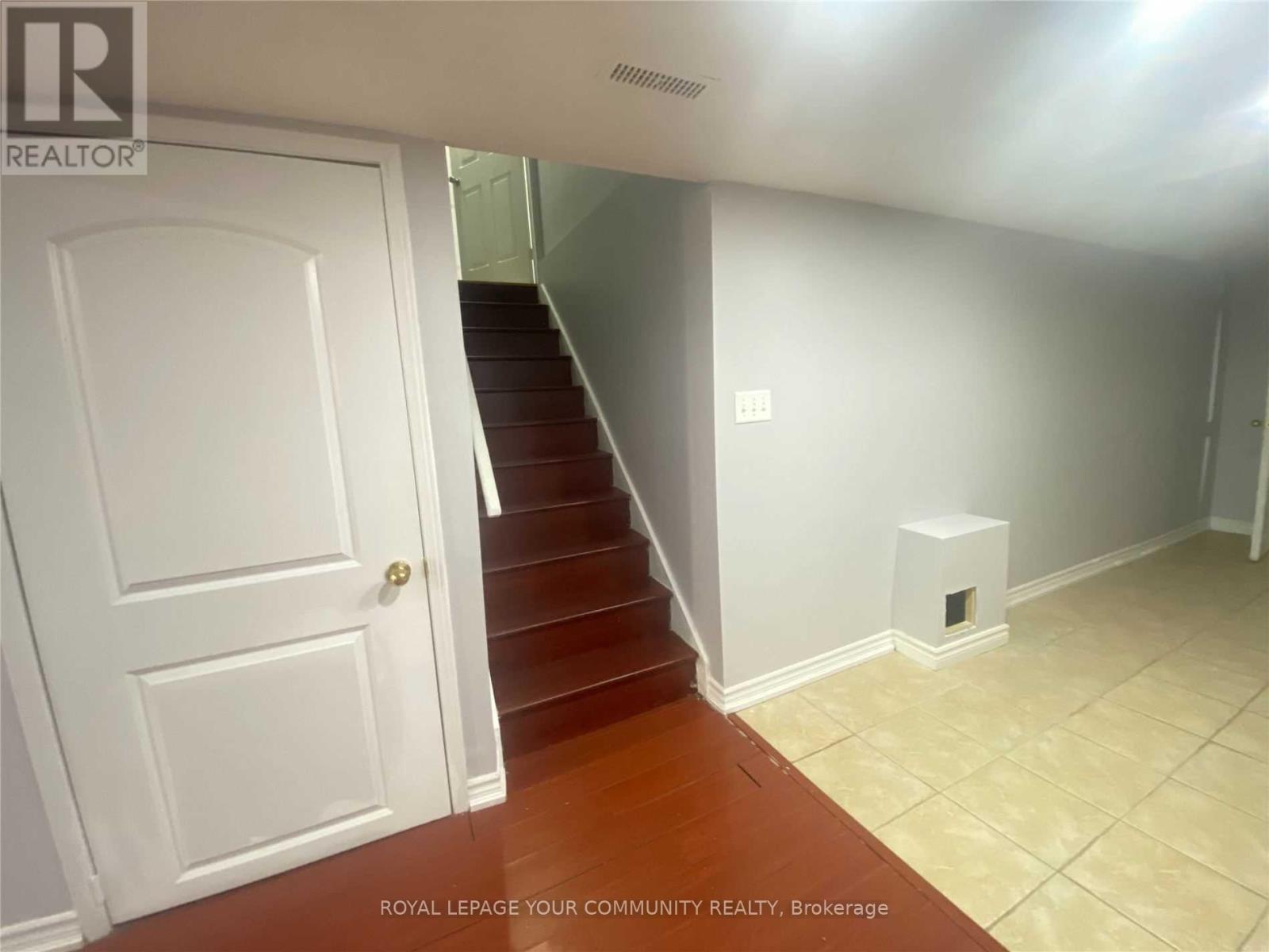 Lower - 288 Monte Carlo Drive, Vaughan, Ontario  L4H 1R2 - Photo 3 - N12644480