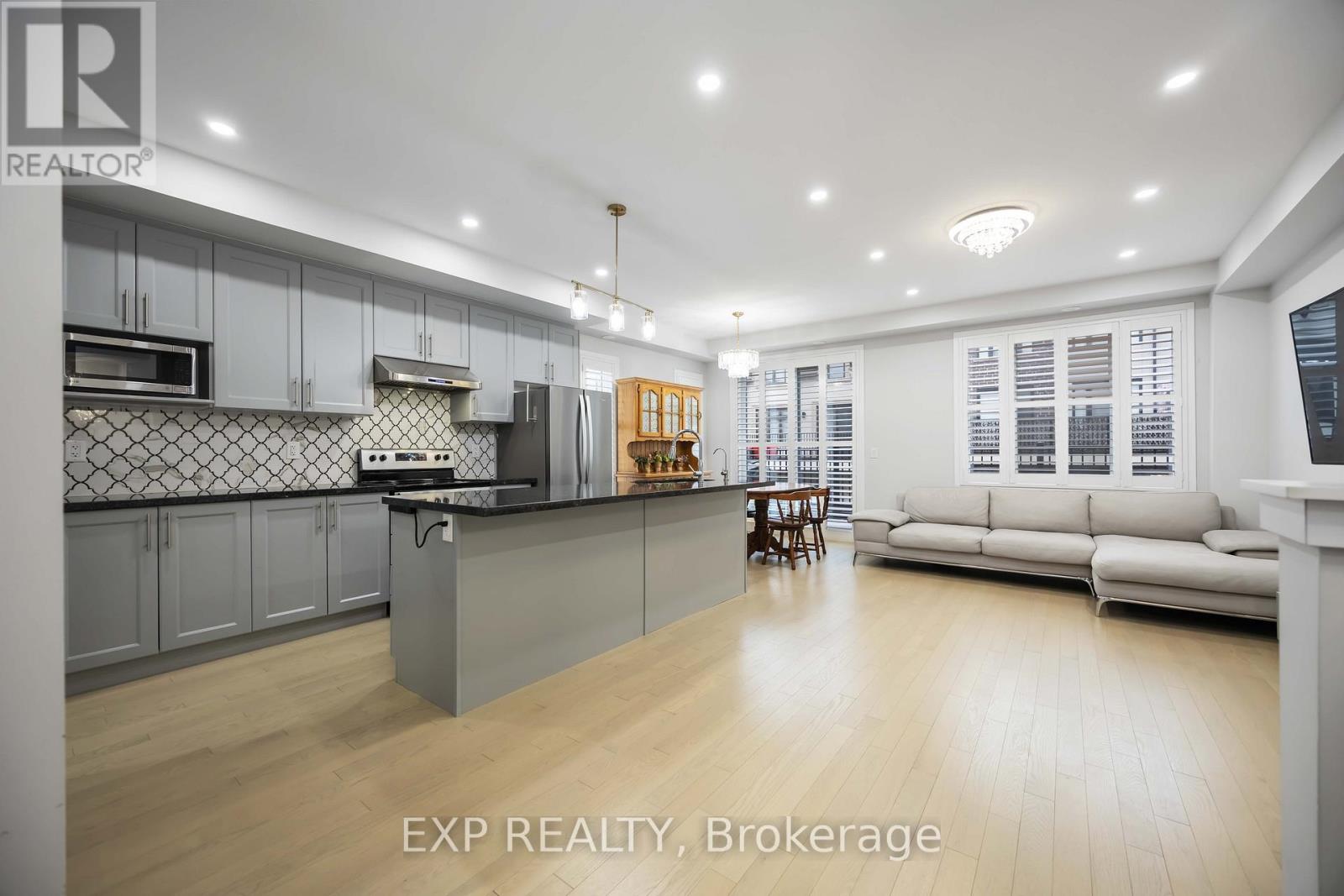 22 Guardhouse Crescent, Markham, Ontario  L6C 3J8 - Photo 15 - N12644498