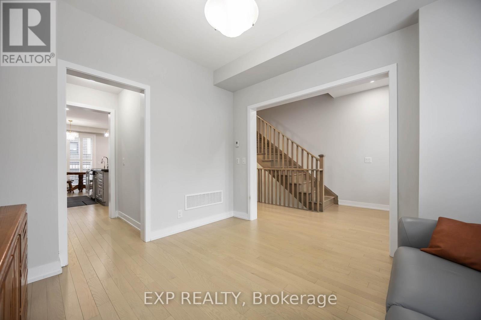 22 Guardhouse Crescent, Markham, Ontario  L6C 3J8 - Photo 18 - N12644498