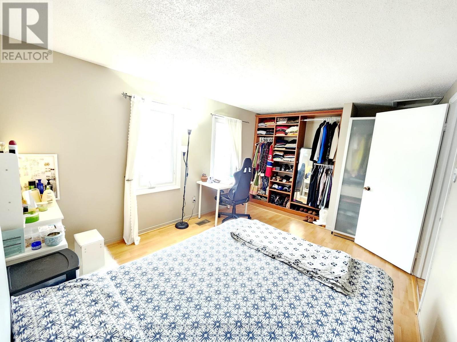 7275 Corrine Crescent, Mississauga, Ontario  L5N 5C3 - Photo 13 - W12638662