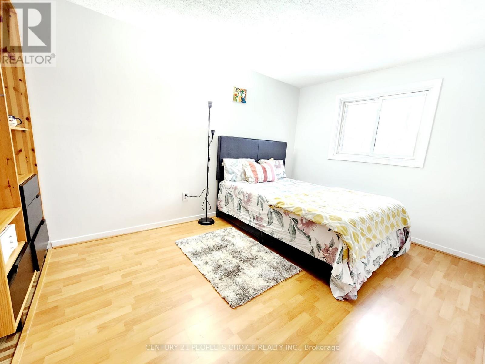 7275 Corrine Crescent, Mississauga, Ontario  L5N 5C3 - Photo 21 - W12638662