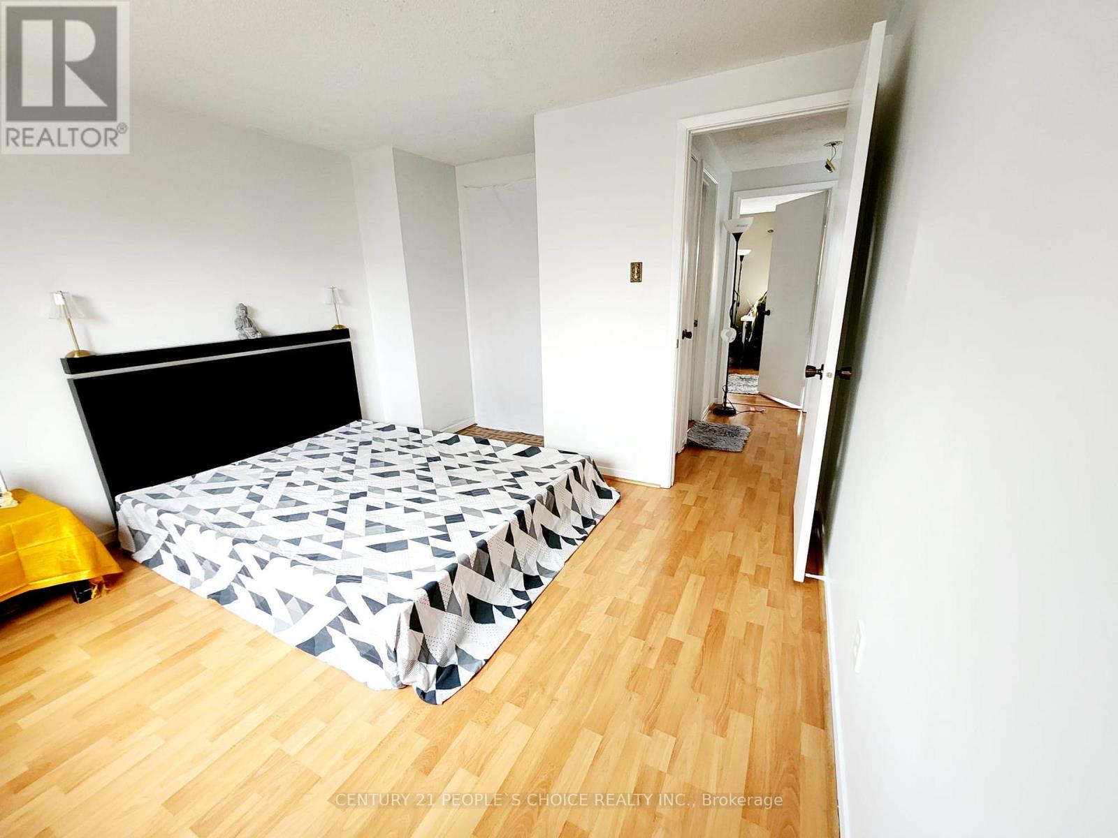 7275 Corrine Crescent, Mississauga, Ontario  L5N 5C3 - Photo 25 - W12638662