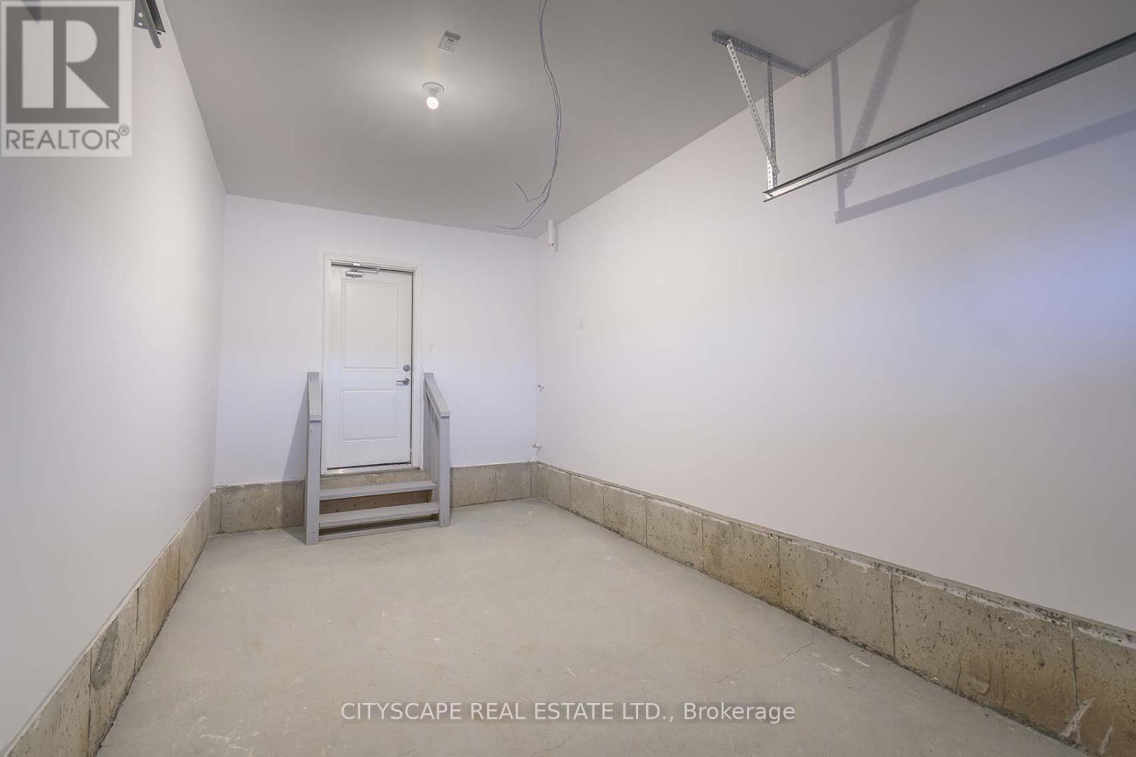 3079 Robert Lamb Boulevard, Oakville, Ontario  L6H 8B7 - Photo 36 - W12643666