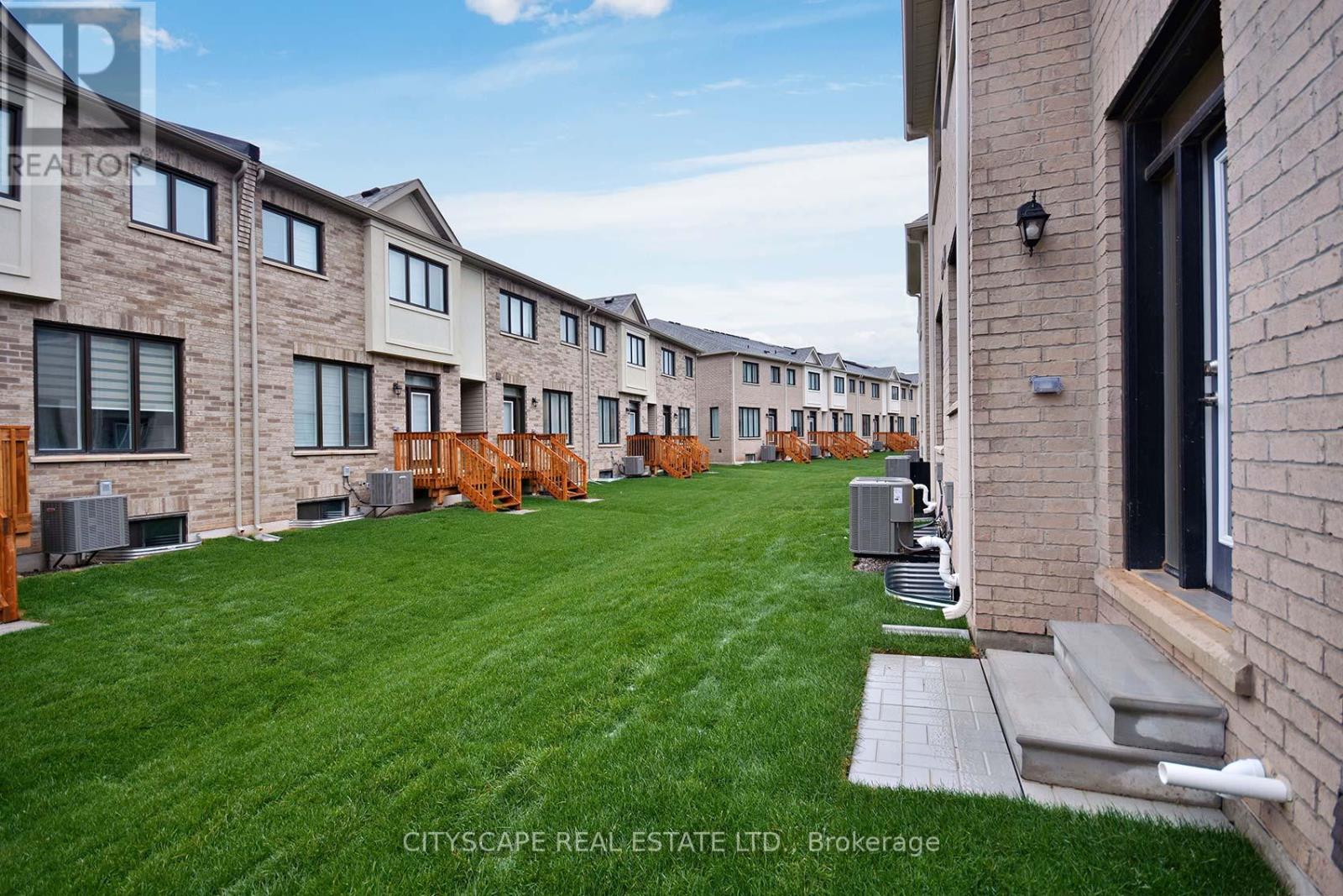 3079 Robert Lamb Boulevard, Oakville, Ontario  L6H 8B7 - Photo 40 - W12643666