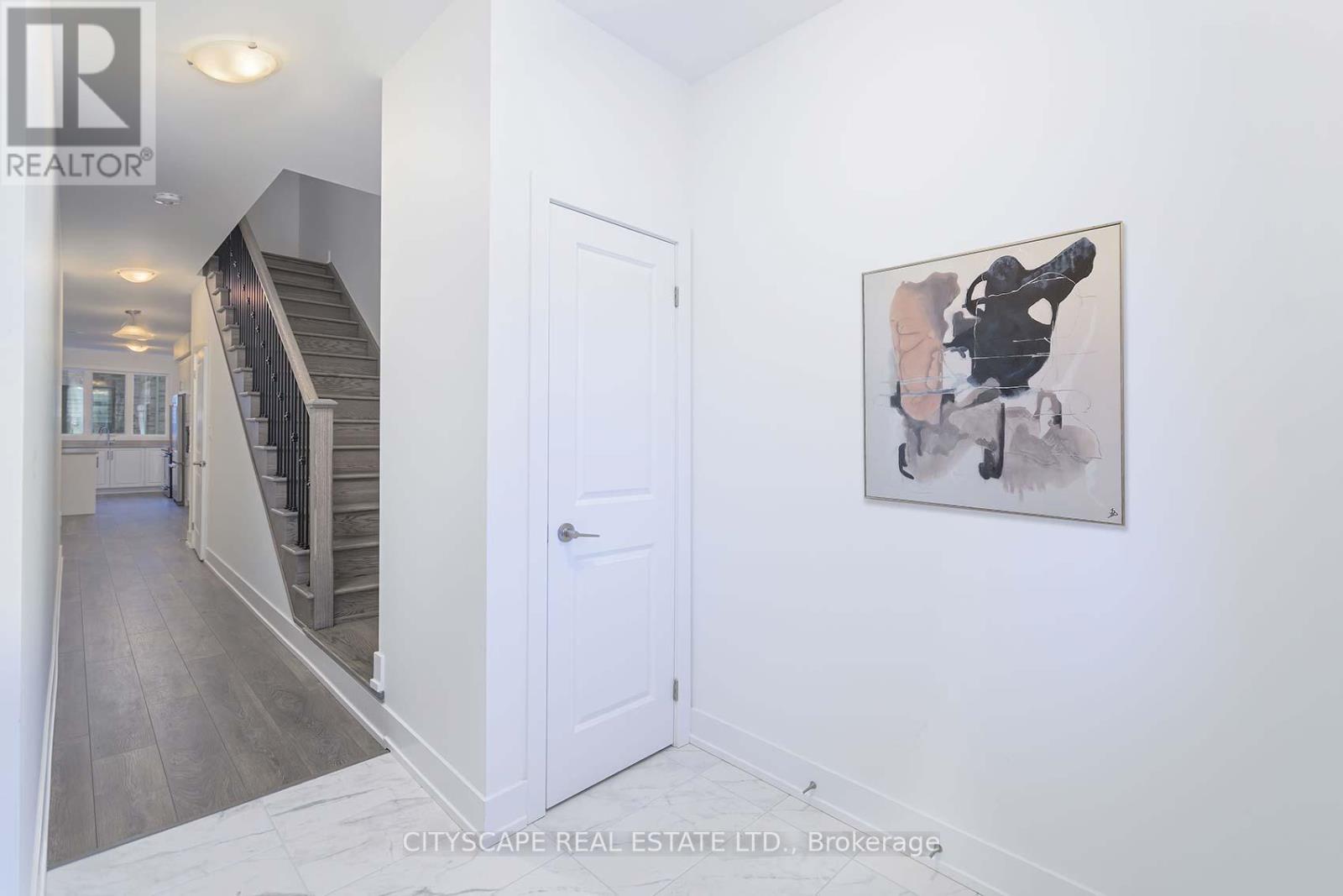 3079 Robert Lamb Boulevard, Oakville, Ontario  L6H 8B7 - Photo 6 - W12643666