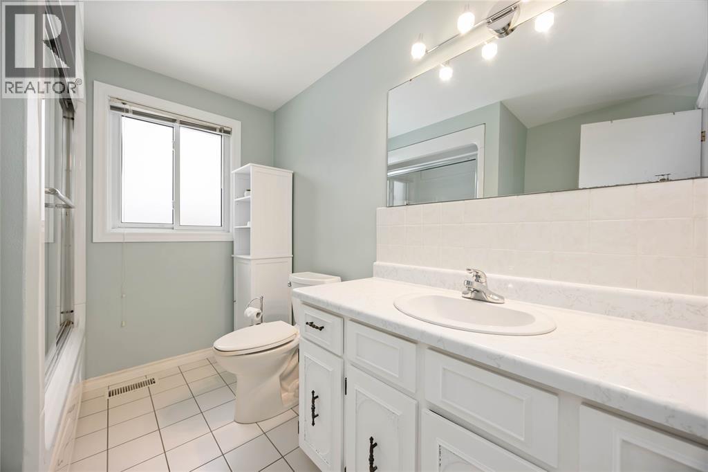 332 Exmouth Street, Sarnia, Ontario  N7T 5N3 - Photo 18 - 25031847