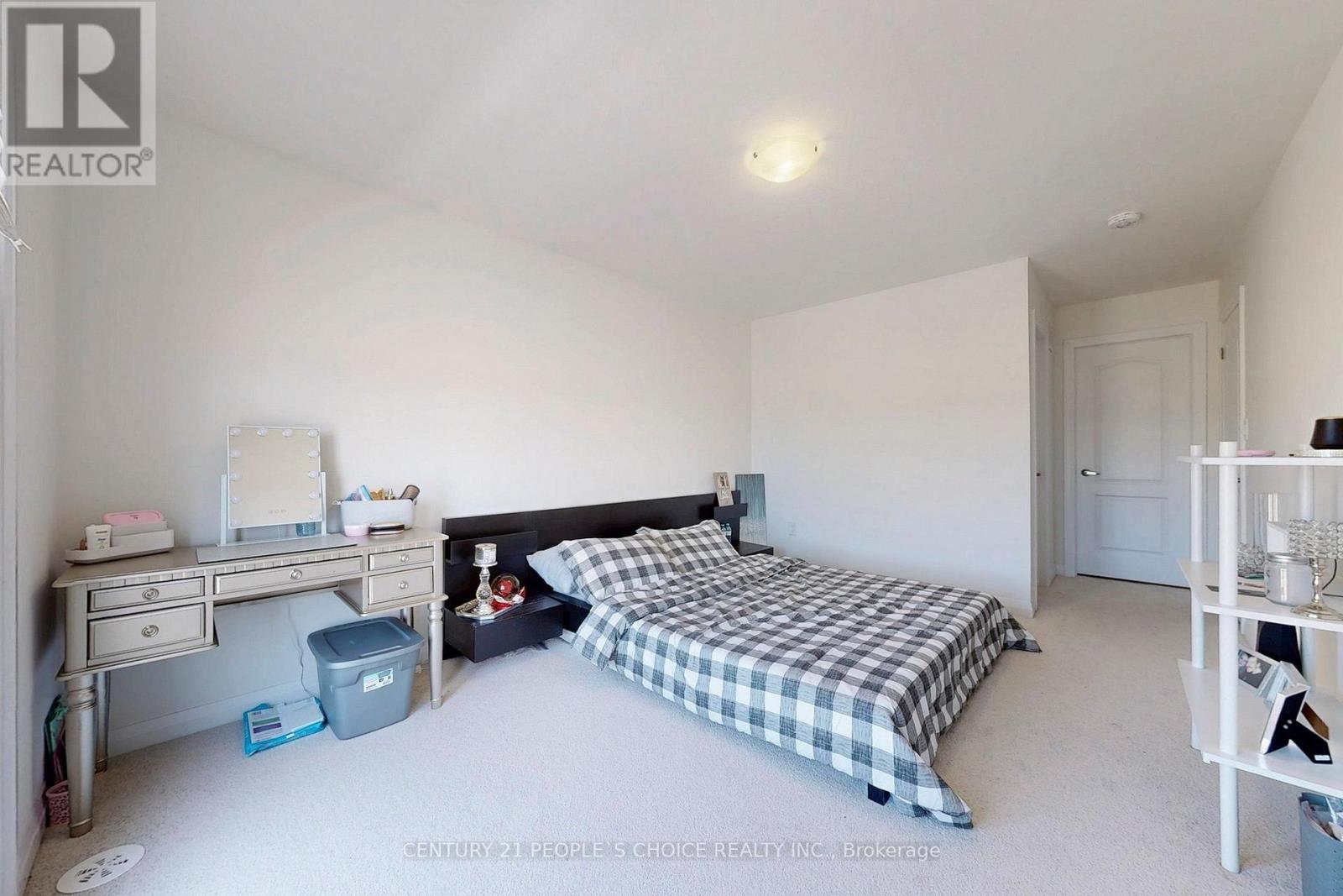 19 Central Market Drive, Haldimand, Ontario  N3W 0J3 - Photo 21 - X12644494