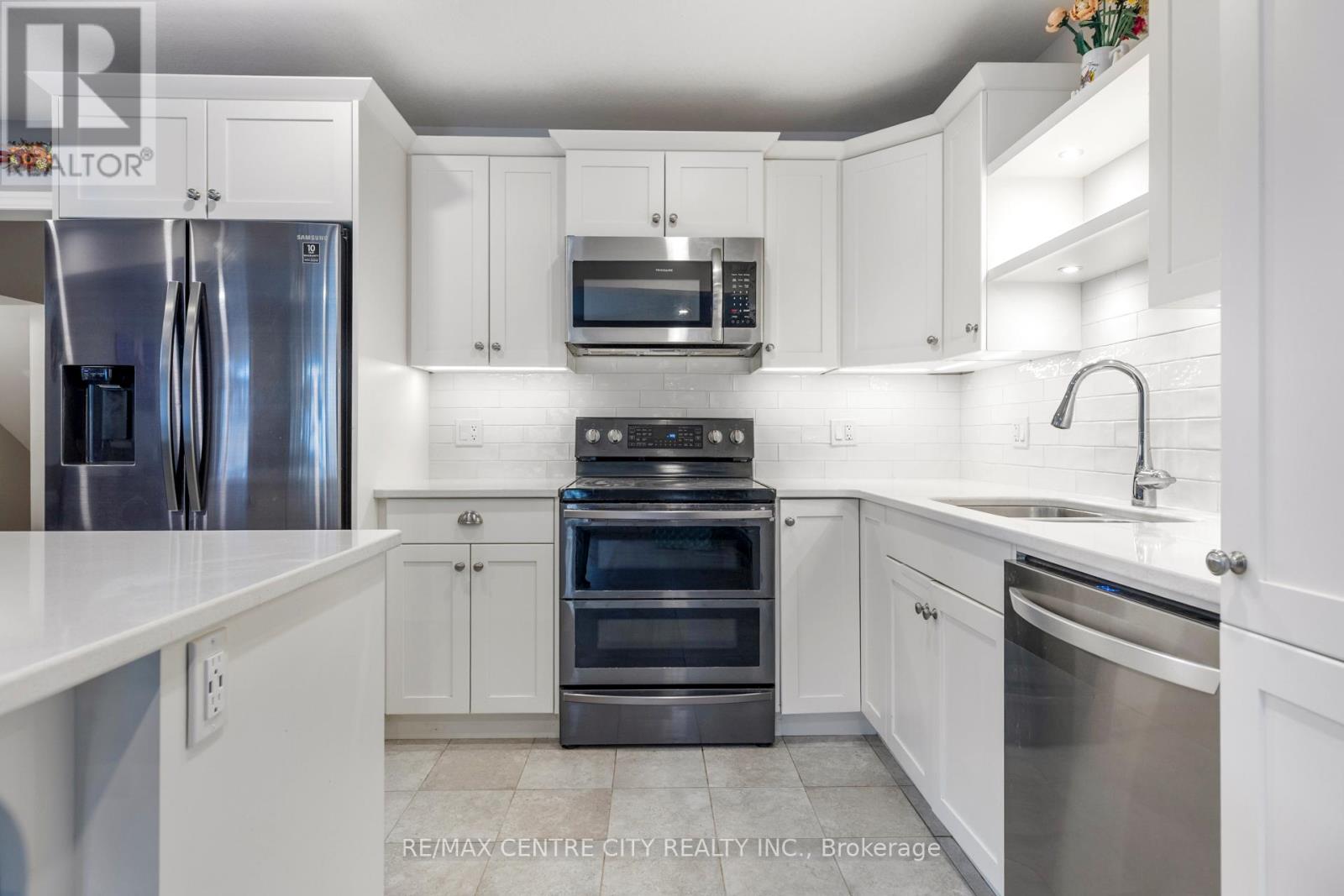 45 Charter Creek Court, St. Thomas, Ontario  N5R 0L2 - Photo 13 - X12644514