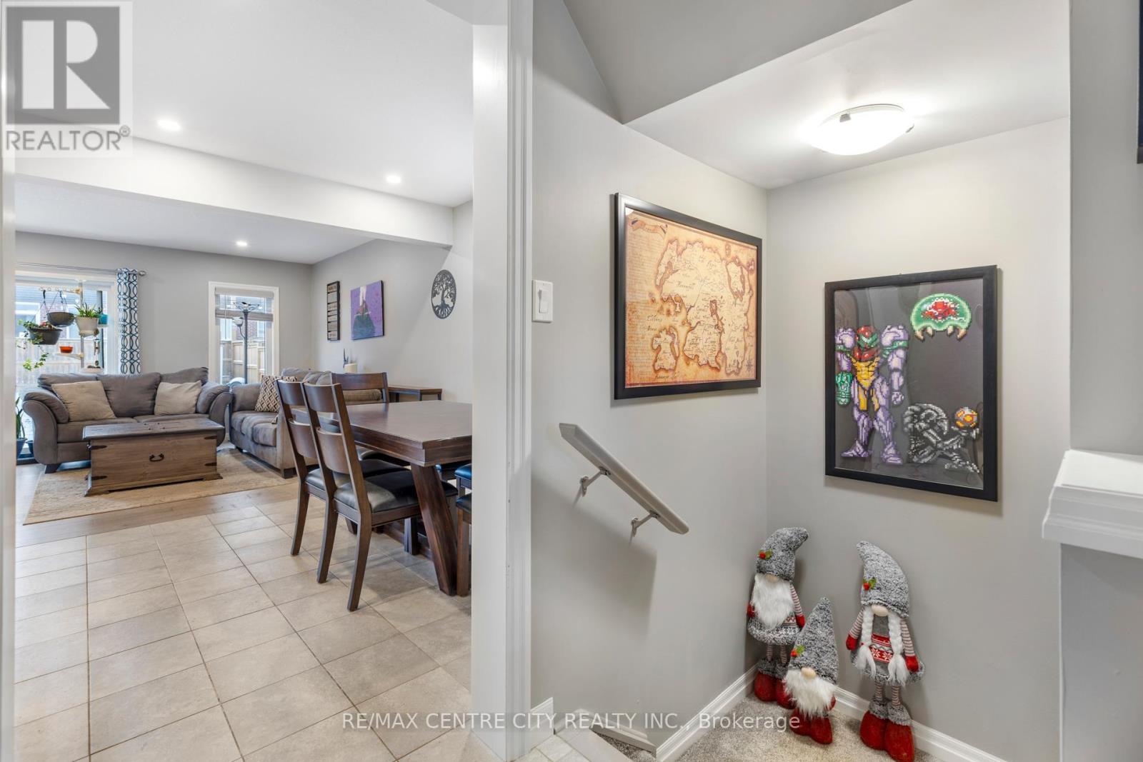 45 Charter Creek Court, St. Thomas, Ontario  N5R 0L2 - Photo 8 - X12644514