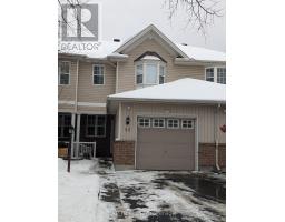 44 TOBERMORY CRESCENT, Ottawa, Ontario