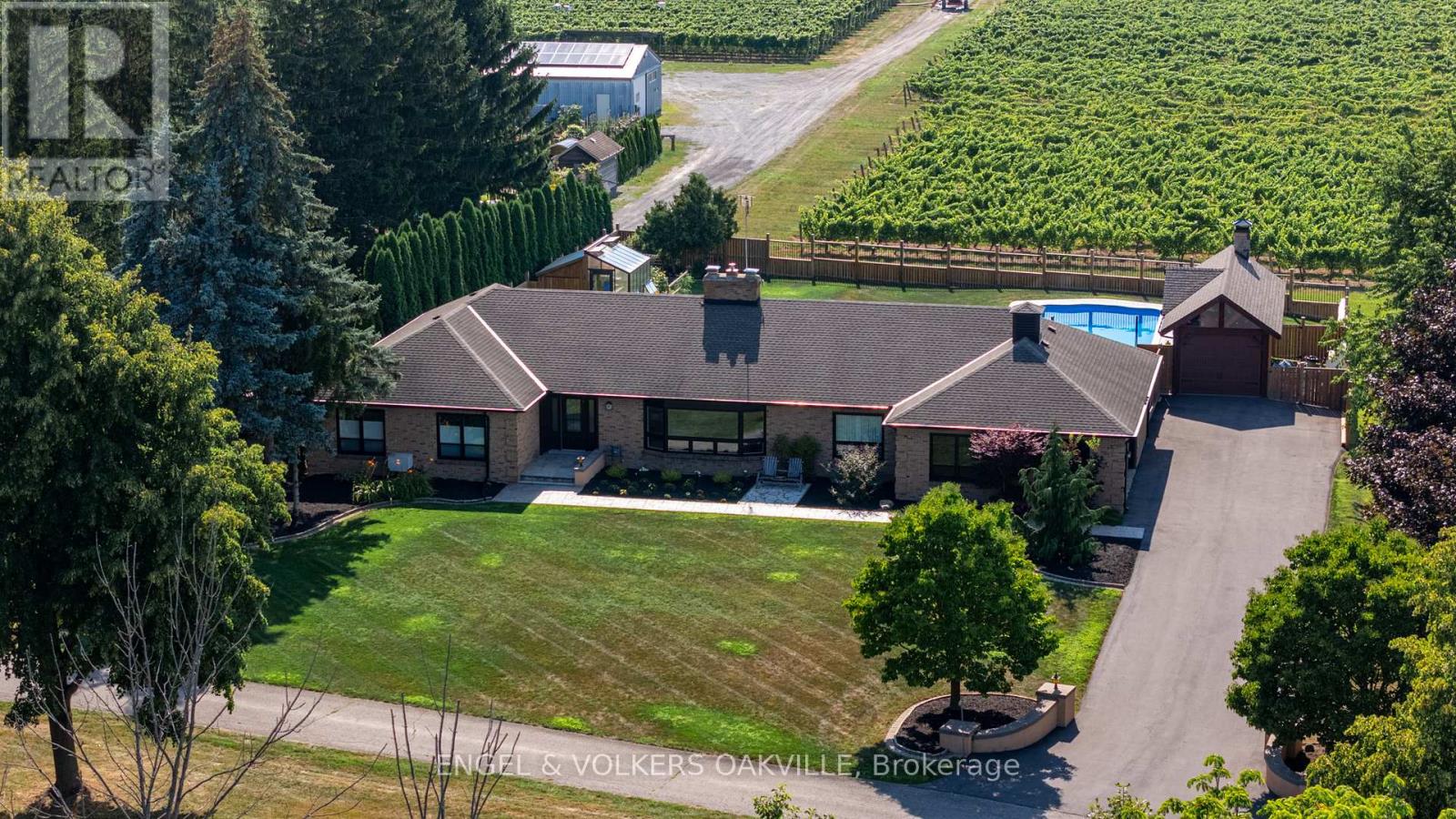 15578 Niagara River Parkway, Niagara-On-The-Lake, Ontario  L0S 1J0 - Photo 32 - X12644512