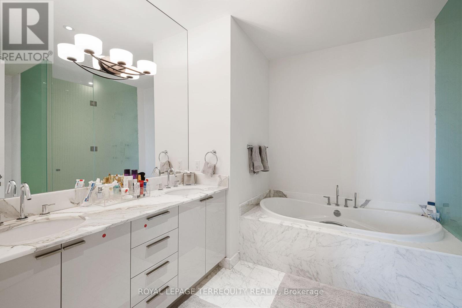 1804 - 88 Davenport Road, Toronto, Ontario  M5R 0A5 - Photo 21 - C12644550