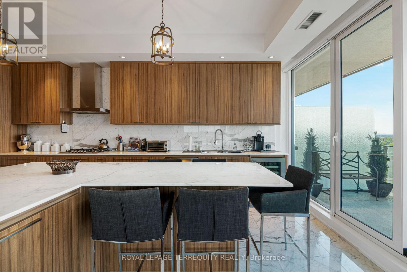 1804 - 88 Davenport Road, Toronto, Ontario  M5R 0A5 - Photo 9 - C12644550