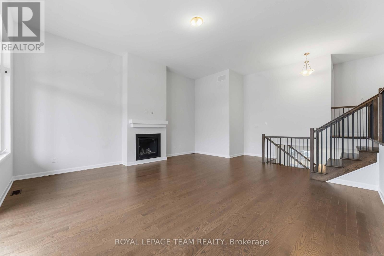 39 Osler Street, Ottawa, Ontario  K2W 0L9 - Photo 15 - X12145429