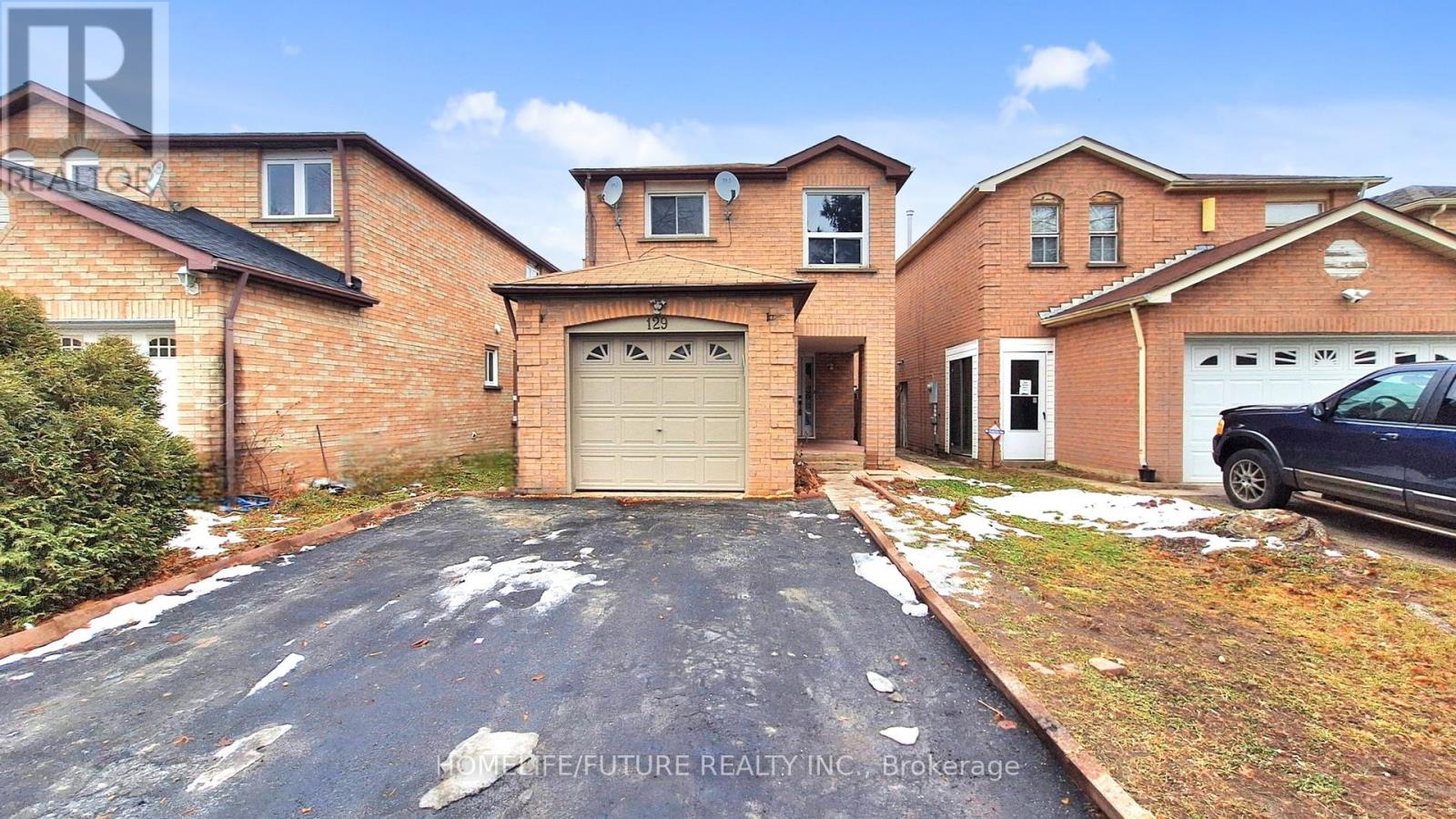 129 NORTHOLT CRESCENT, Markham, Ontario