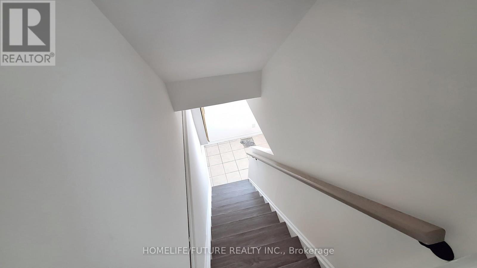 129 Northolt Crescent, Markham, Ontario  L3R 6N9 - Photo 30 - N12644508