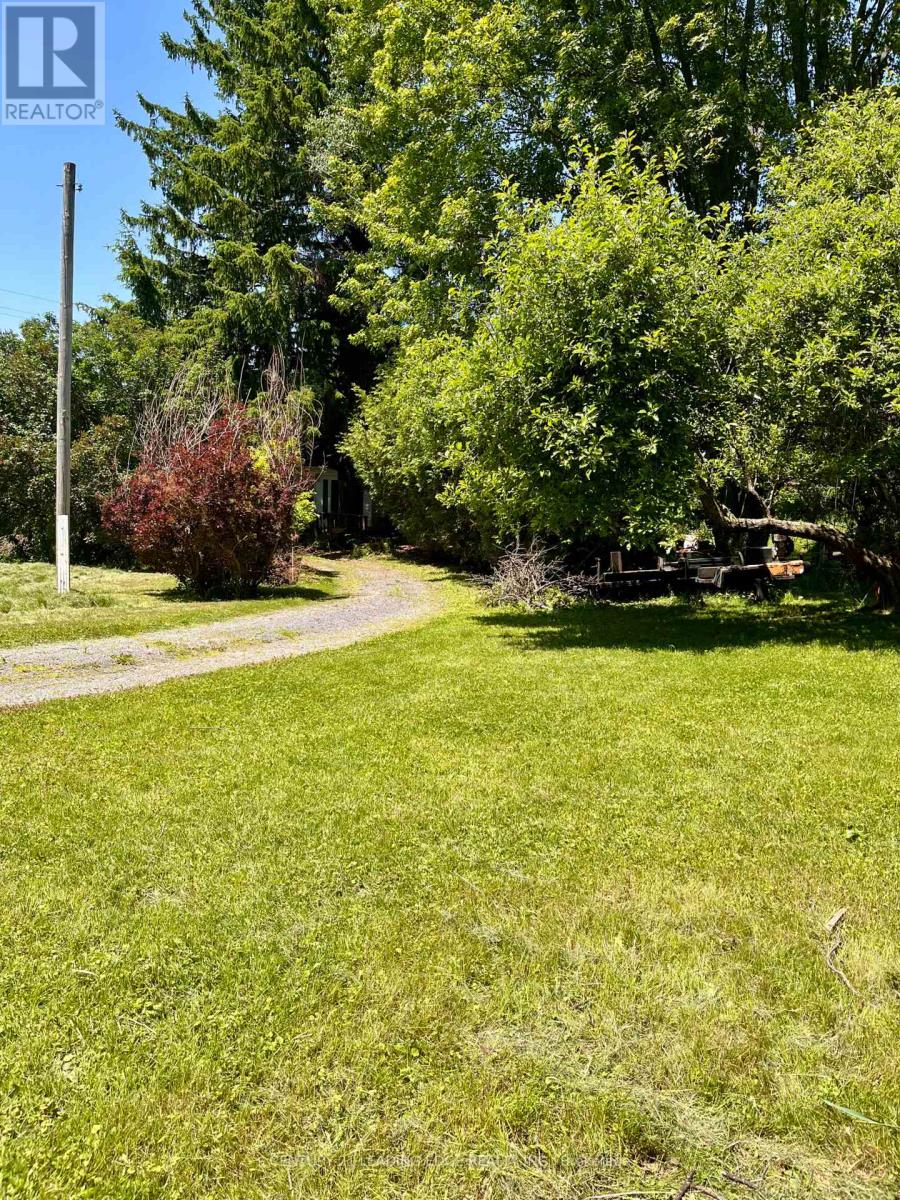 2014 Foxboro Stirling Road, Quinte West (Sidney Ward), Ontario  K0K 3E0 - Photo 17 - X12238058