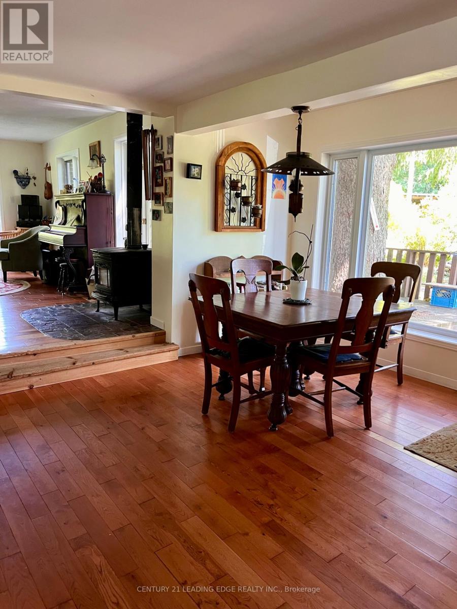 2014 Foxboro Stirling Road, Quinte West (Sidney Ward), Ontario  K0K 3E0 - Photo 7 - X12238058