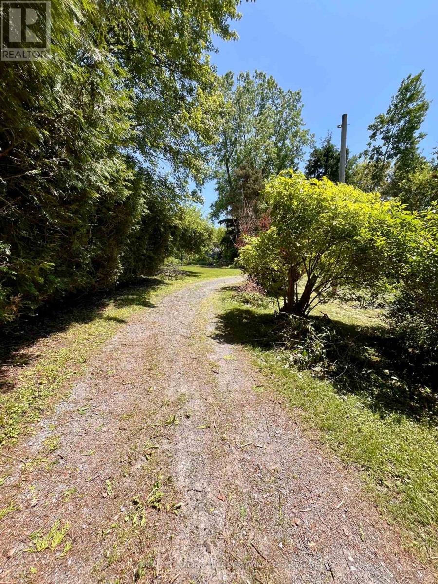 2014 Foxboro Stirling Road, Quinte West (Sidney Ward), Ontario  K0K 3E0 - Photo 25 - X12238058