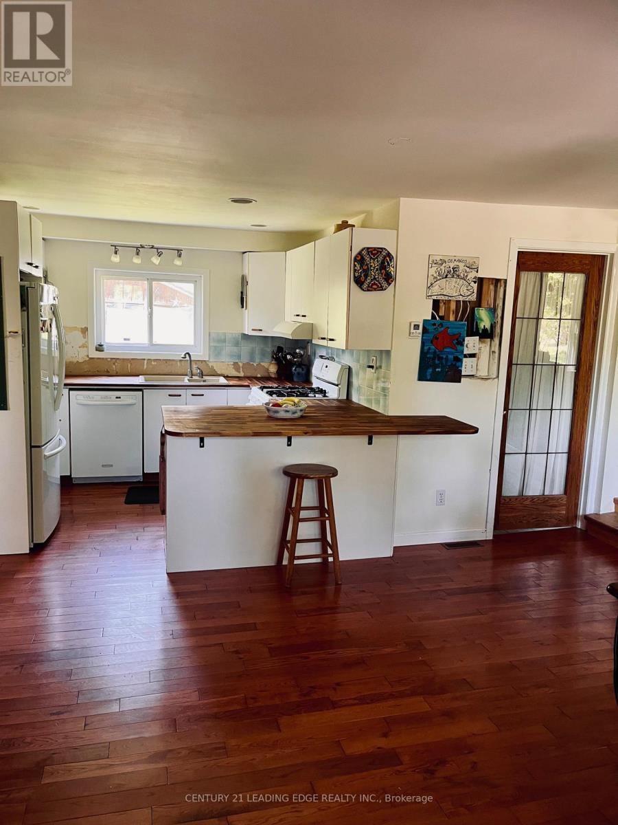 2014 Foxboro Stirling Road, Quinte West (Sidney Ward), Ontario  K0K 3E0 - Photo 9 - X12238058