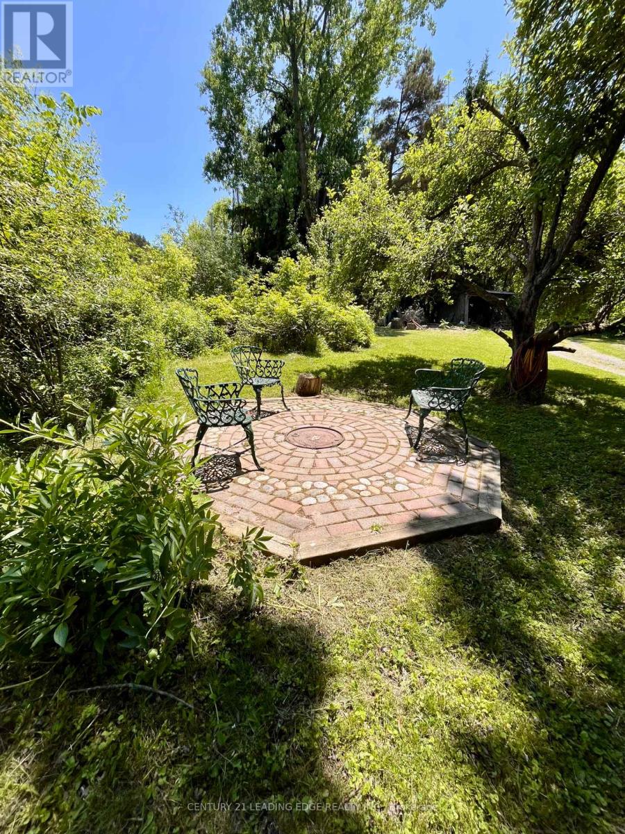 2014 Foxboro Stirling Road, Quinte West (Sidney Ward), Ontario  K0K 3E0 - Photo 19 - X12238058