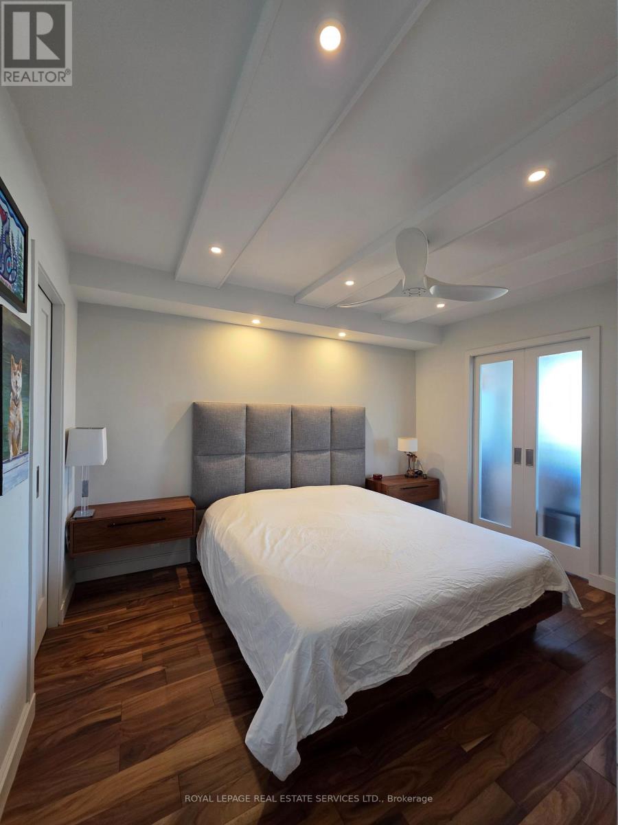 1406 - 2267 Lake Shore Boulevard W, Toronto, Ontario  M8V 3X2 - Photo 11 - W12644524