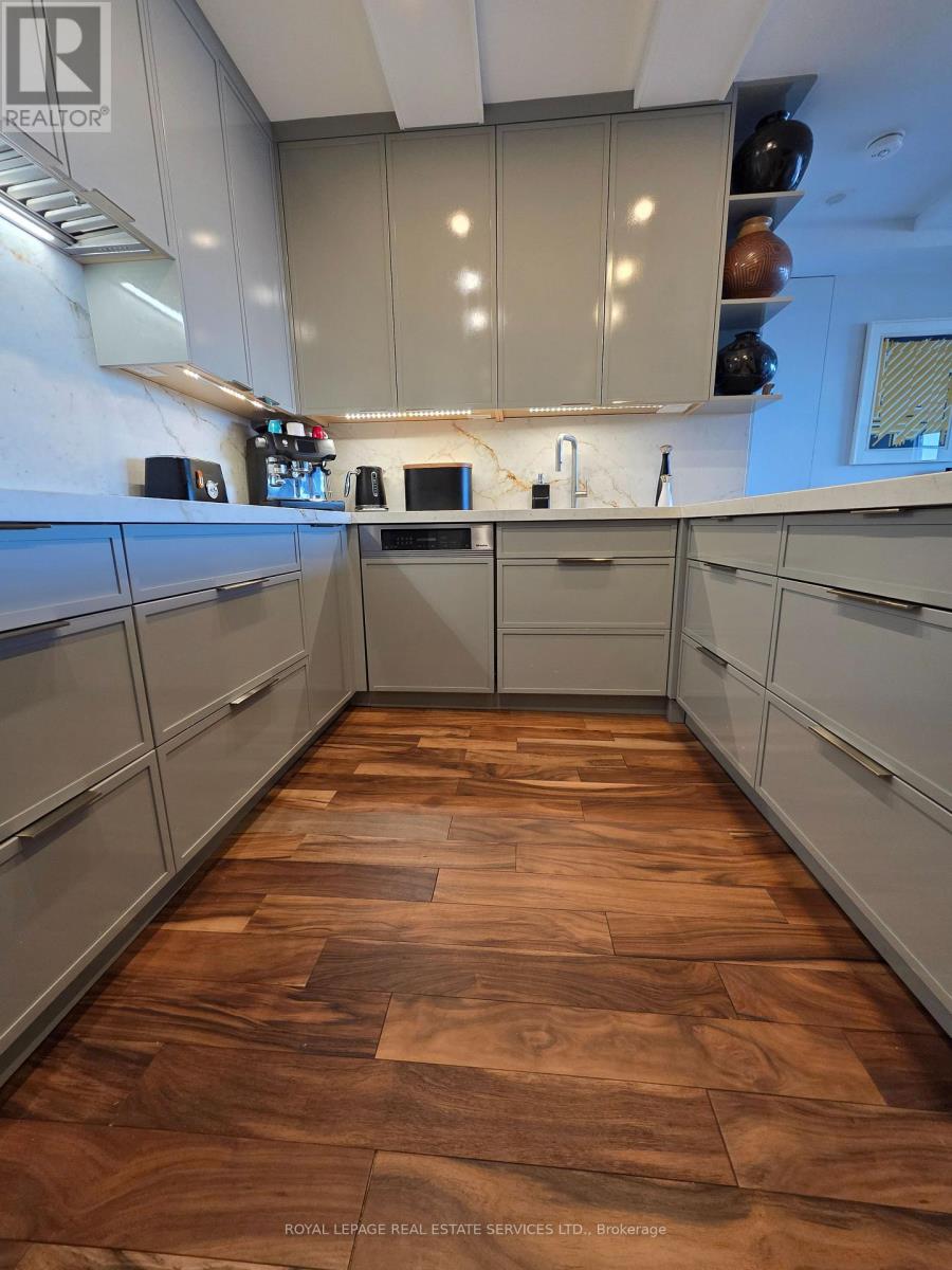 1406 - 2267 Lake Shore Boulevard W, Toronto, Ontario  M8V 3X2 - Photo 20 - W12644524