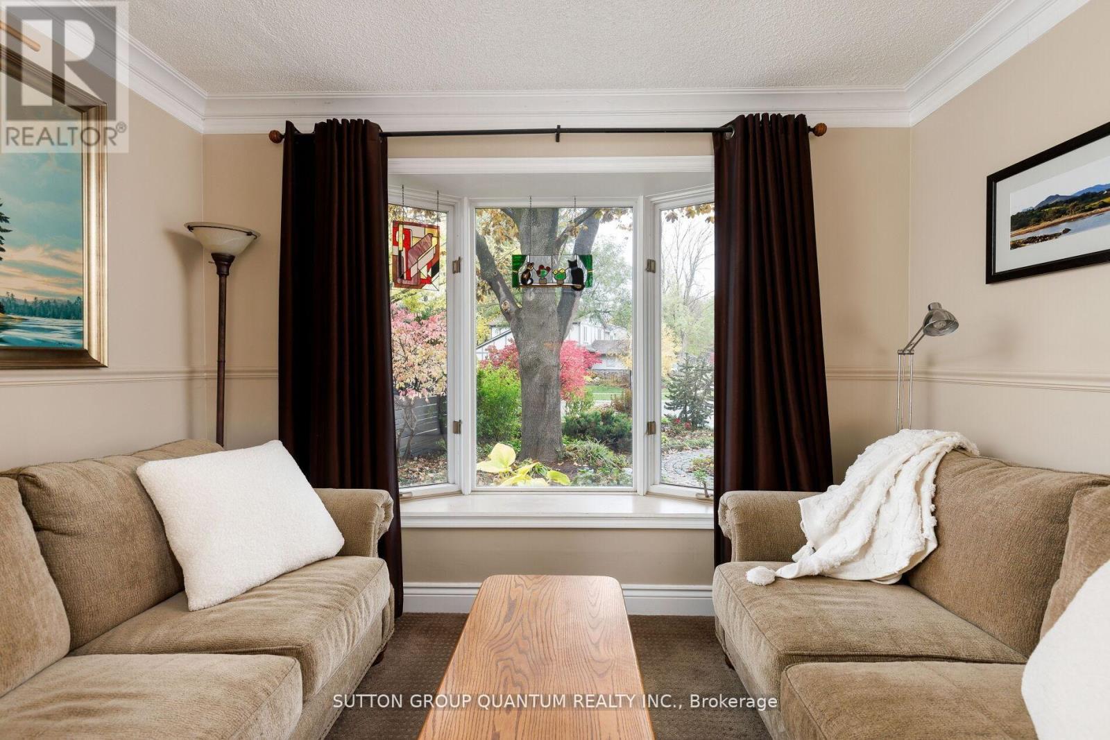 2977 Inlake Court, Mississauga, Ontario  L5N 2A4 - Photo 11 - W12644534