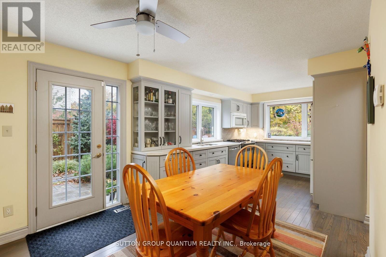 2977 Inlake Court, Mississauga, Ontario  L5N 2A4 - Photo 14 - W12644534