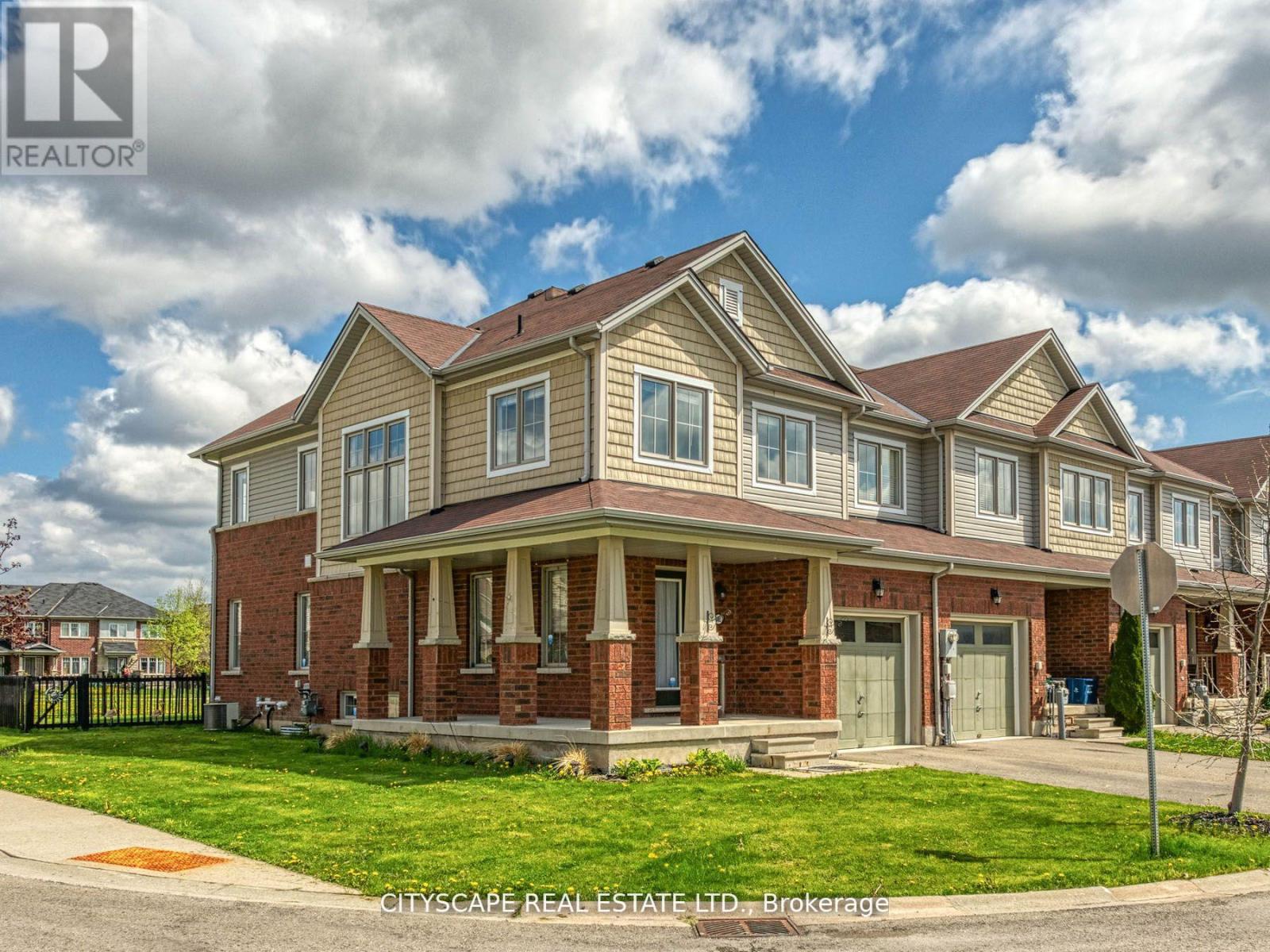 8485 Primrose Lane, Niagara Falls (Brown), Ontario  L2H 0K8 - Photo 3 - X12644526