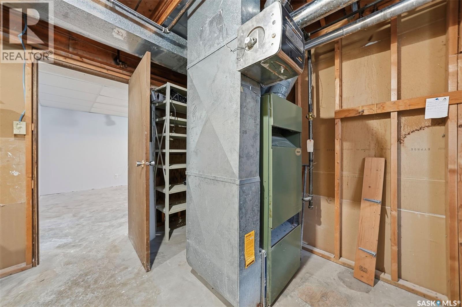 803 Carr Place, Prince Albert, Saskatchewan  S6V 7E1 - Photo 22 - SK025771