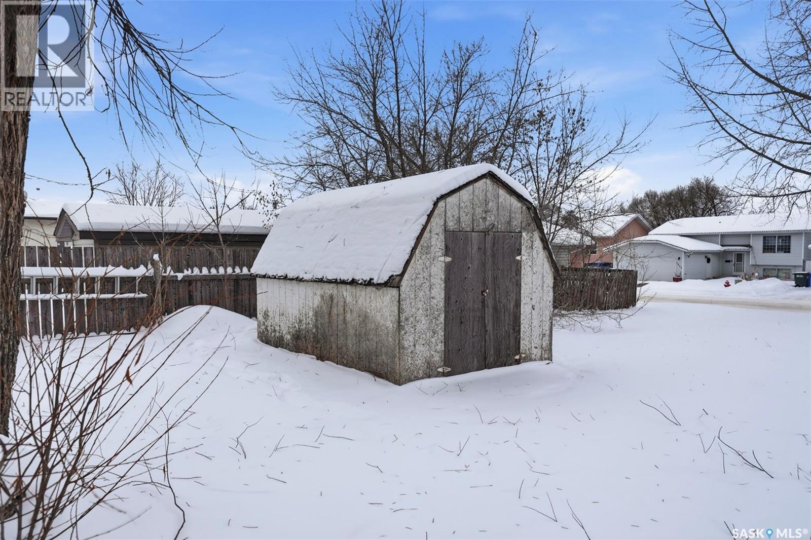 803 Carr Place, Prince Albert, Saskatchewan  S6V 7E1 - Photo 28 - SK025771